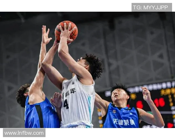 广州篮球队在城市联赛中的团队协作表现分析与点评